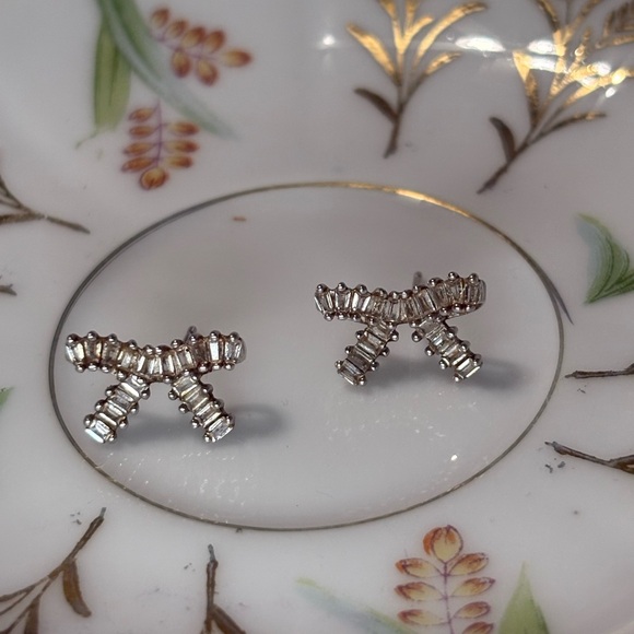 Jewelry - Elegant Silver and Crystal Stud Earrings